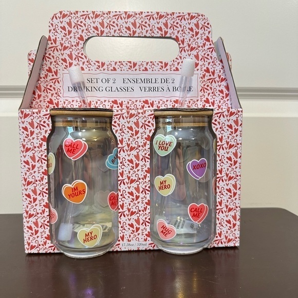 Other - Valentine iridescent Glass Conversation Hearts Tumblers with Straws